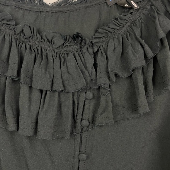 Paige Augustina Black Off Shoulder Ruffle‎ Button Up Blouse - Picture 8 of 11